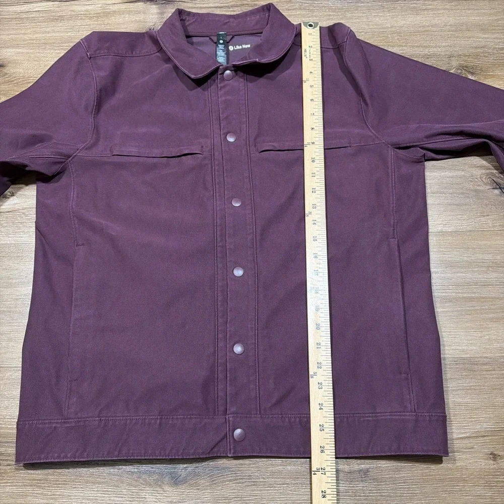 Lululemon Men's LARGE City‎ Excursion Snap Jacket LM3CZGS Plum Cassis Burgundy L